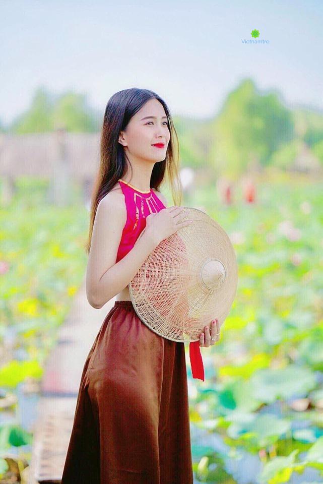 Nước da trắng, gương mặt thanh tú của Quỳnh Trang