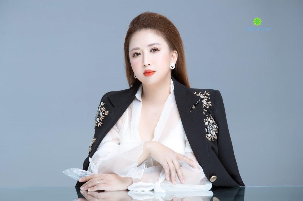CEO Châu Thùy Hương xinh đẹp, tài năng