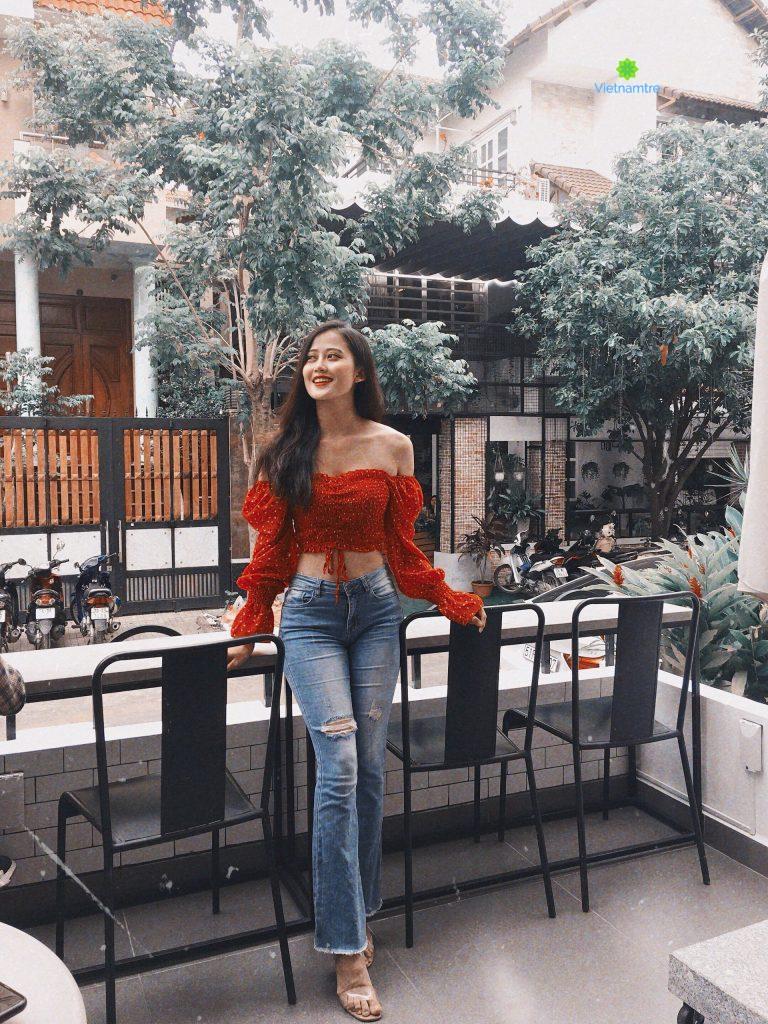 Hotgirl Kiều Diễm luôn trau dồi kiến thức cũng như kỹ năng phục vụ cho công việc