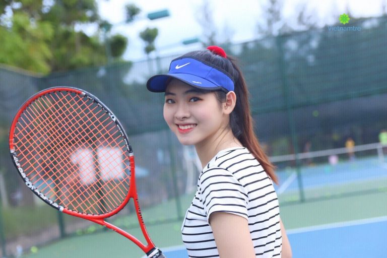 Nữ model 9X xinh đẹp, tài năng