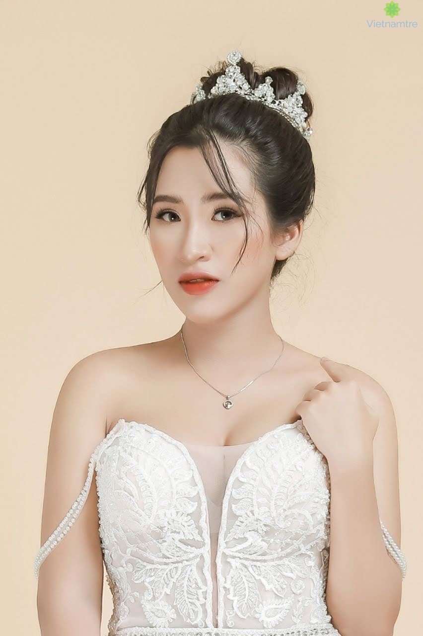 Ngọc Trân - 9X thu nhập khủng