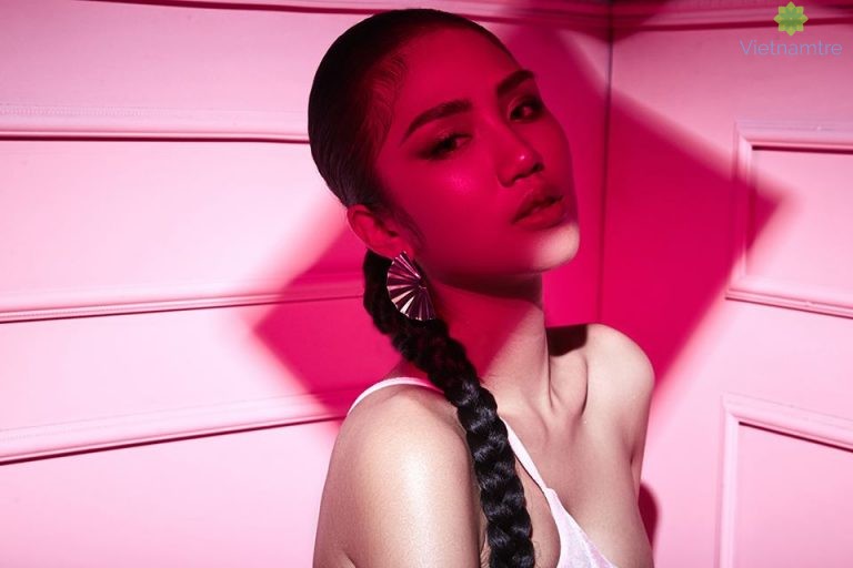 Người mẫu Yến Phạm và hành trình theo đuổi đam mê