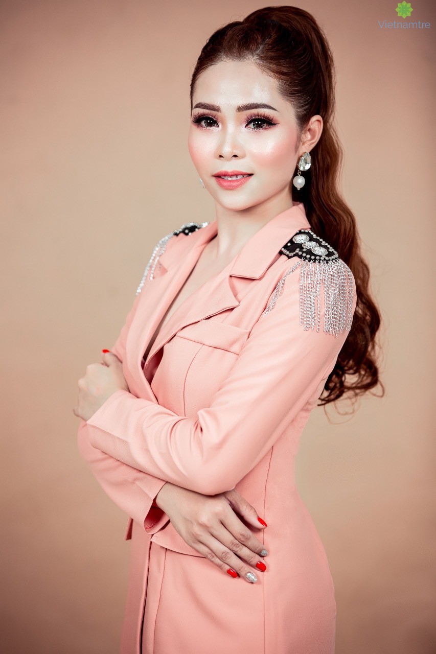 Sam Sam KDOL Vip White