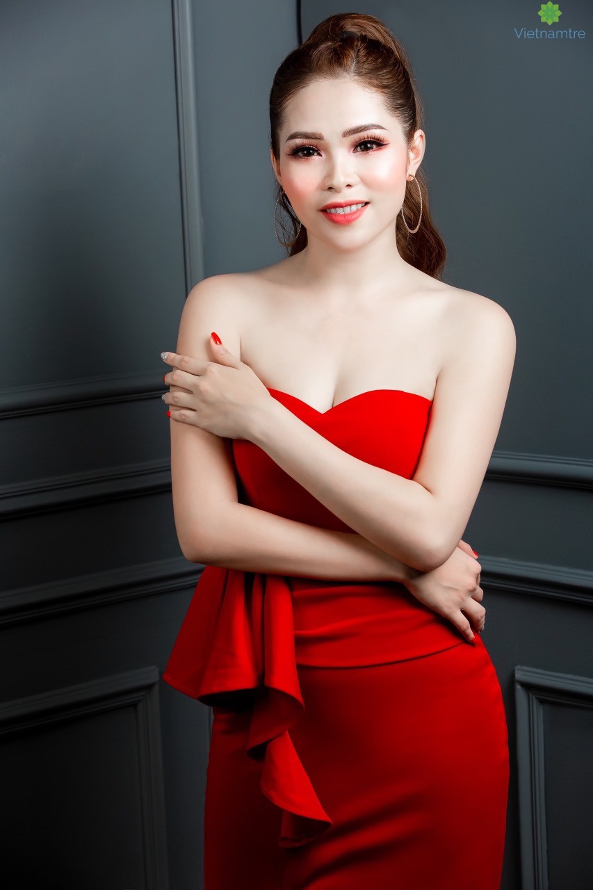 Sam Sam Vip white kdol