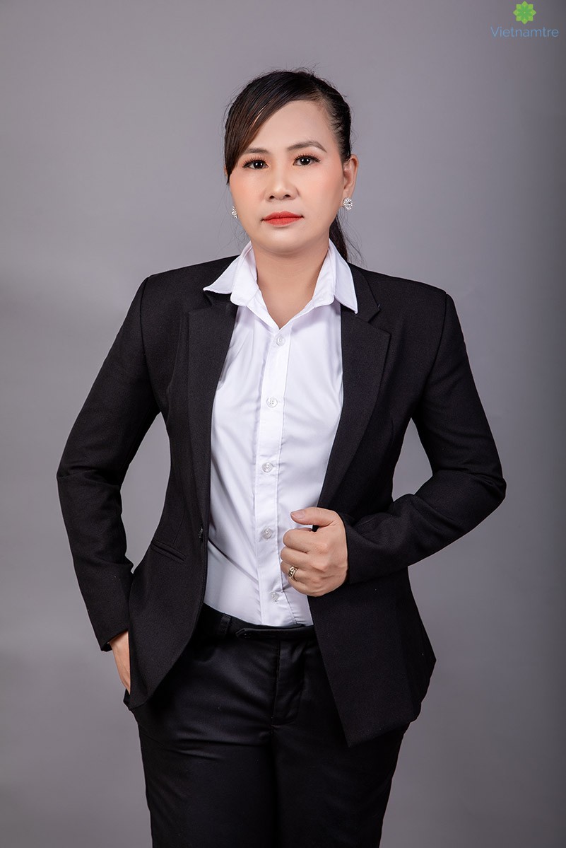 Tuyết Nhung đã có một khởi đầu đầy gian nan