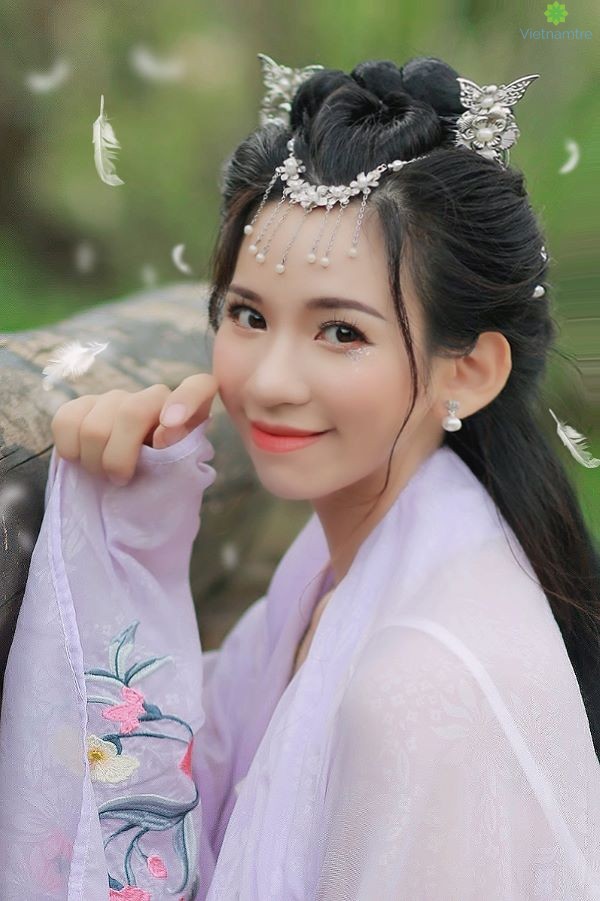 Diễm Anh có thể linh hoạt theo từng phong cách chụp