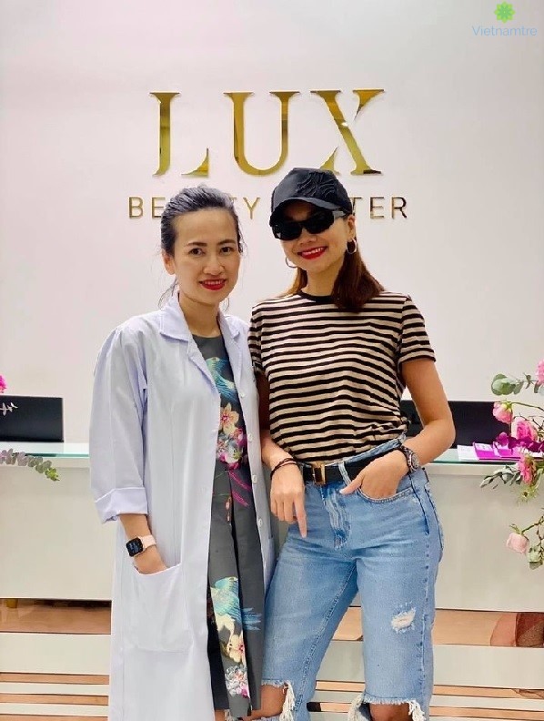 Siêu mẫu Thanh Hằng đến làm đẹp tại Lux Beauty Center
