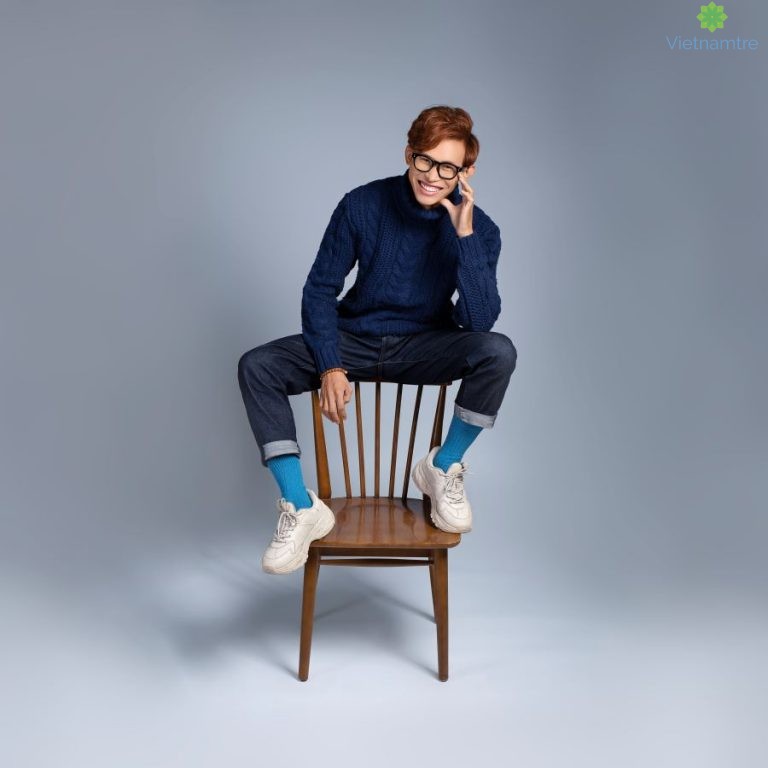 Stylist Khúc Mạnh Quân - Góc nhìn thời trang mùa Covid