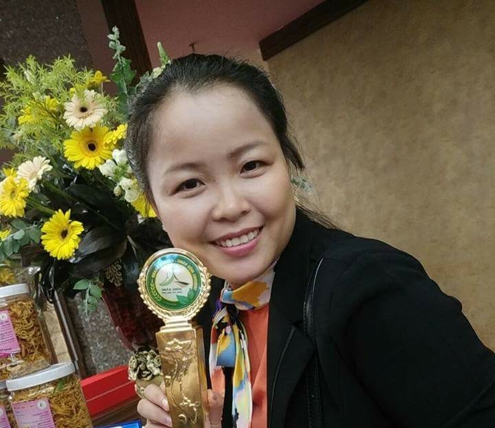 CEO Đinh Thị Hương – Thành công với thương hiệu khô gà Hiếu Hương