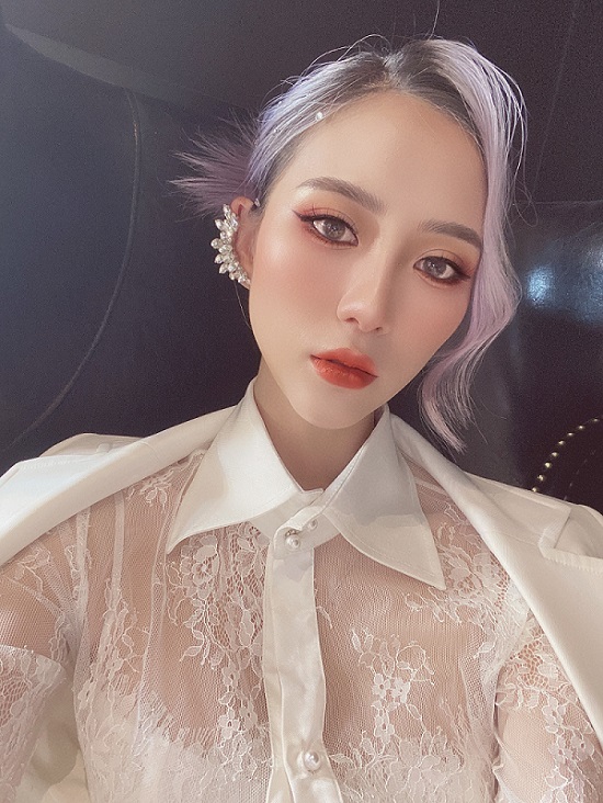 Hot girl CiCi Littel sở hữu vẻ đẹp sắc sảo