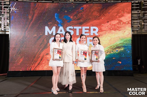 Thủy Tiên Phạm 08