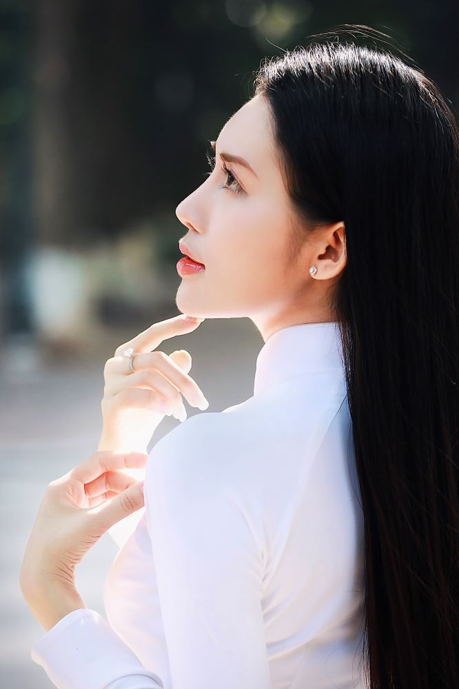 Vẻ đẹp dịu dàng làm say đắm lòng người của Thiên Trang