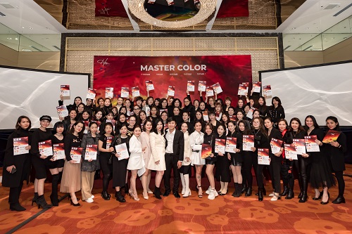 Thủy Tiên Phạm cùng Her Academy nâng tầm sắc đẹp của bạn