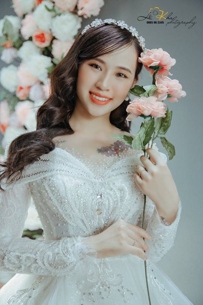 Layout makeup cô dâu tôn lên mọi ưu điểm của các cô gái