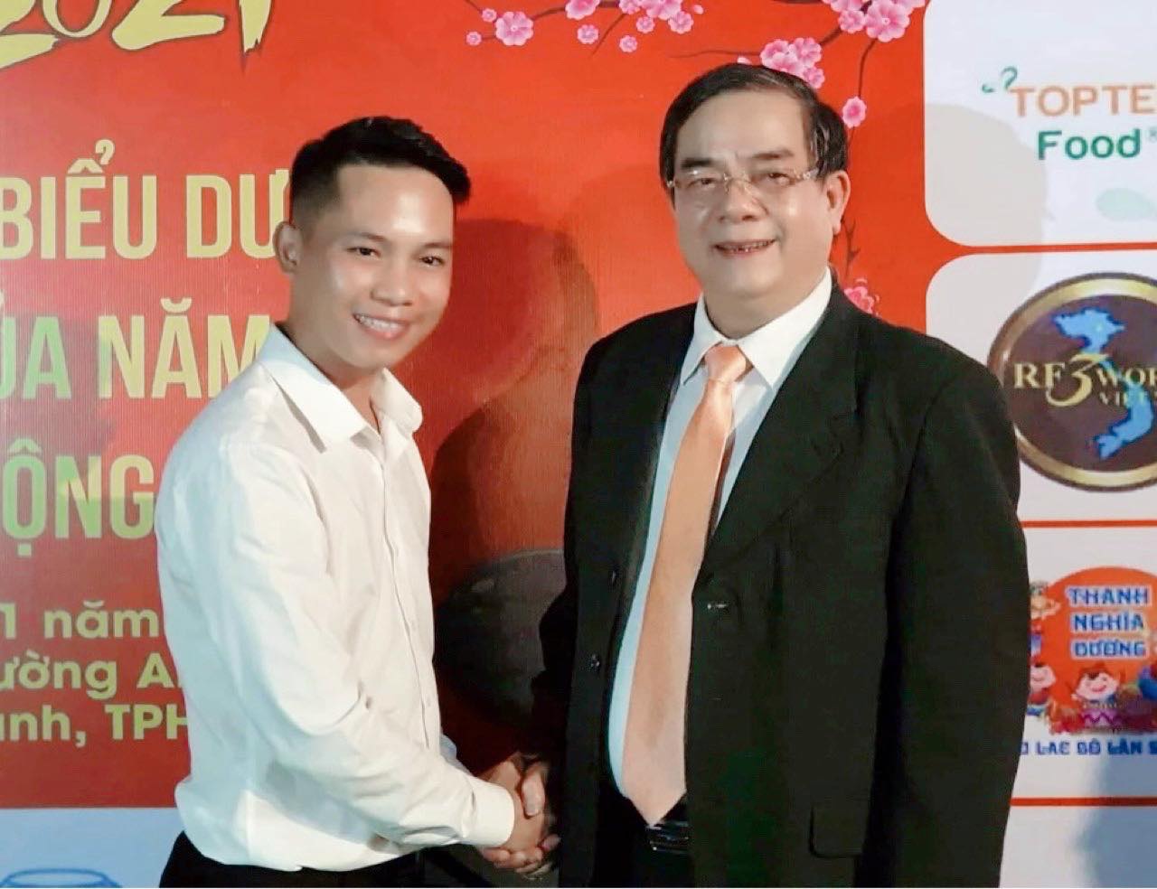 Phim trường Alibaba vinh dự tiếp đón Thiếu tướng, Giáo sư, Tiến sĩ Nguyễn Đình Được - Phó chánh thanh tra Bộ Quốc Phòng, Viện trưởng Viện Khoa học Nhân tài Nhân lực Việt