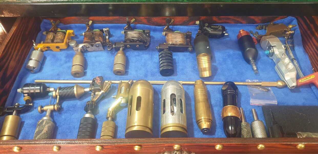 Những mẫu máy xăm tại Khánh Charlie