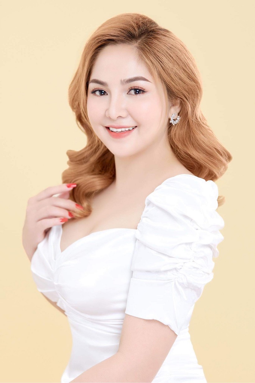 Nguyễn Thúy Oanh Wasabi - Cô nàng xinh đẹp, nghị lực và tài năng