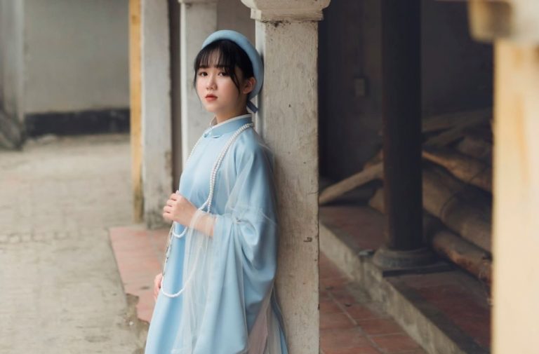 Hoàng Lâm Tuyết Trâm – Nữ sinh 10X “khuấy đảo” cộng đồng mạng