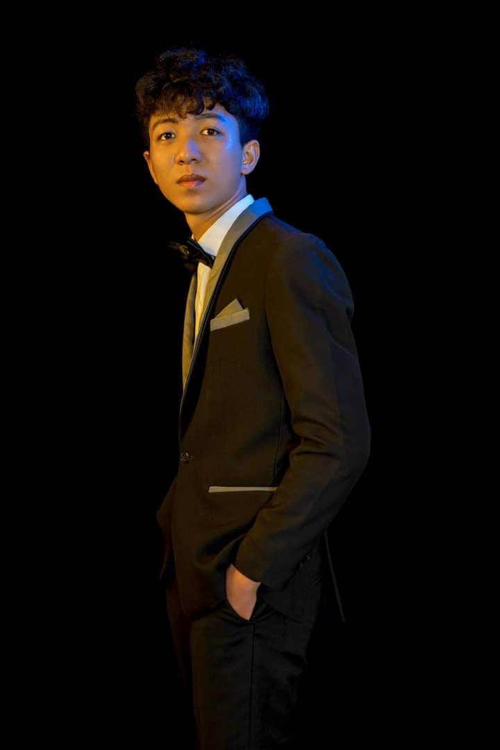 Chân dung chàng CEO trẻ Hoàng Trung