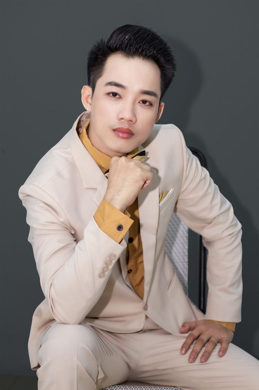 Minh Khang Ca sĩ trẻ cùng những cố gắng trong sự nghiệp của mình