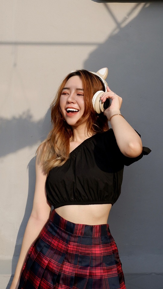 Gu ăn mặc thời thượng của Hot Face Phạm Vy