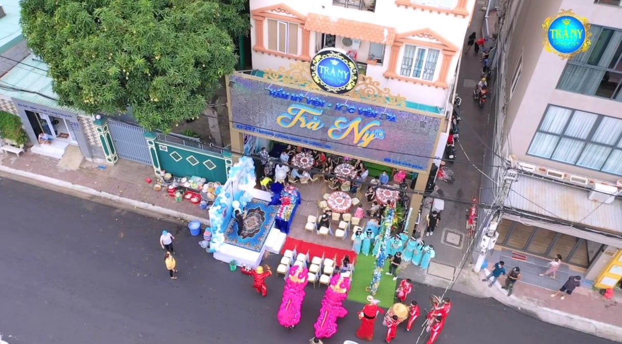 Thương hiệu đi đầu về trình độ kỹ thuật và chuyên môn cao