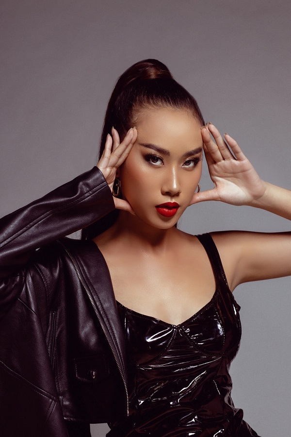 Sự cá tính được thể hiện trong từng bộ ảnh.