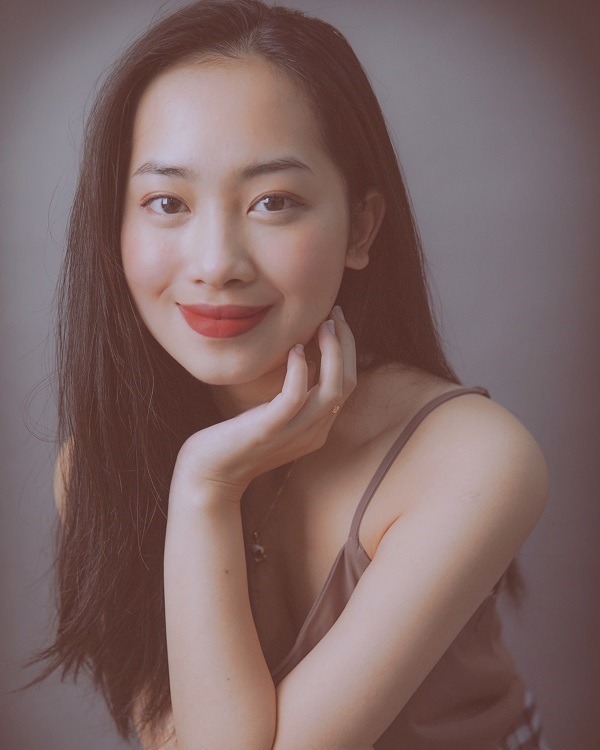 Vẻ đẹp nhẹ nhàng của Thu Hà