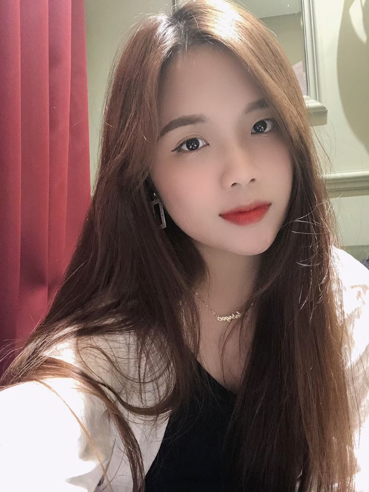 Amyy - Hoa đẹp cả sắc lẫn hương luôn giữ vị trí thu nhập Idol Alive Streaming cao