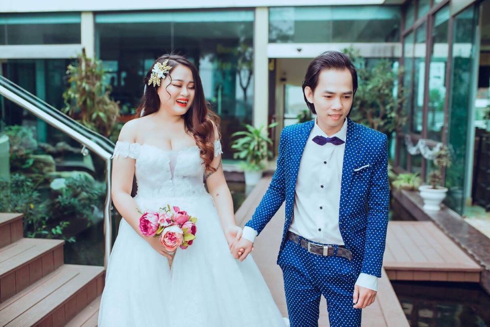 Ảnh cưới đầy hạnh phúc của cặp đôi “đũa lệch”