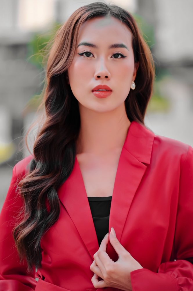 Mẫu nữ Thìn Bùi - Diễn viên trẻ đầy triển vọng