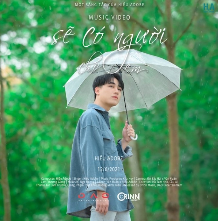 Ca sĩ Hoàng Minh Hiếu thể hiện tài năng của mình trong việc sáng tác 