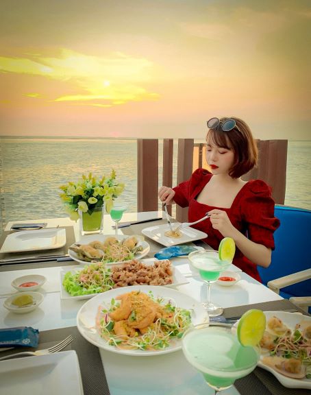 Thán Uy tâm niệm : “Hãy luôn tự tin, xác định rõ sở trường, sở thích của bản thân và theo đuổi nó đến cùng, đừng lo vấp ngã và rồi bạn sẽ thành công”