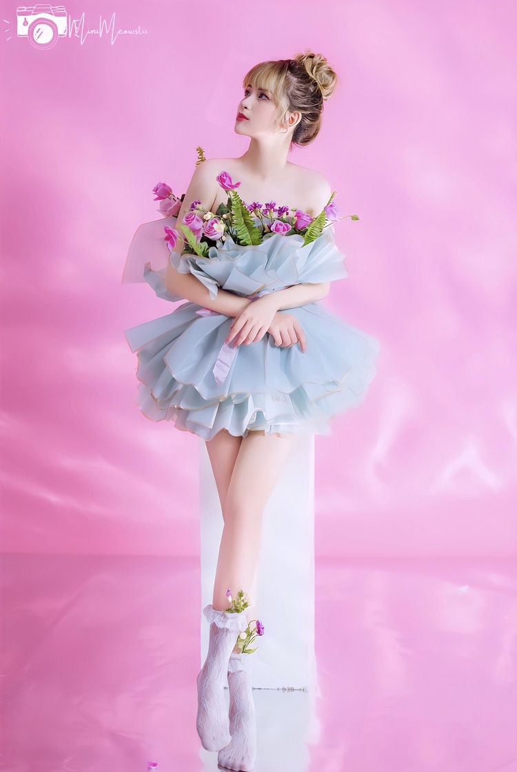 Cô nàng 10x với thân hình mảnh mai, thu hút đông đảo cộng đồng mạng