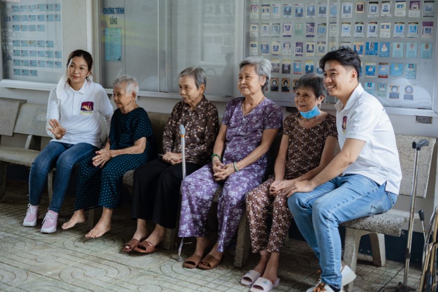 Hội CĐV MU88 trong chuyến thiện nguyện tại Trung tâm Dưỡng lão Tân Thông Củ Chi