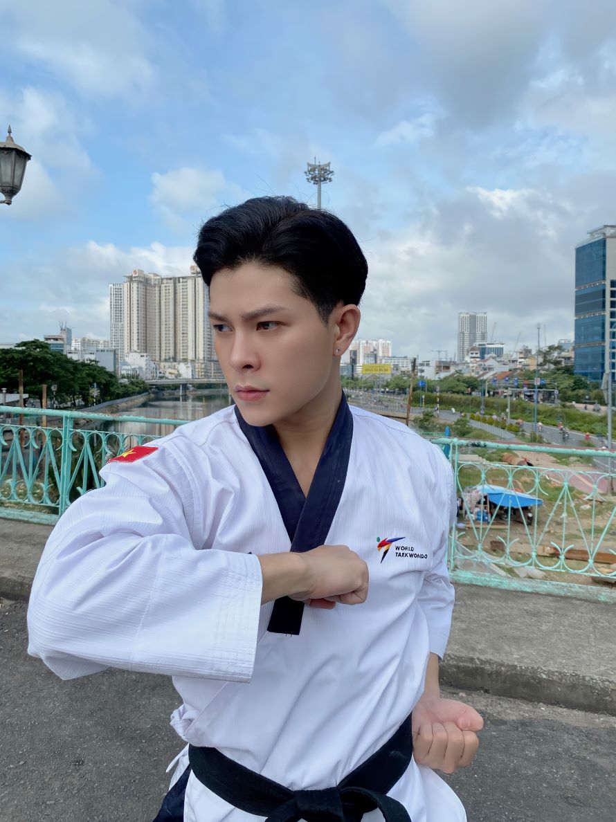 Chàng trai 9x điển trai và tài năng trên nhiều lĩnh vực