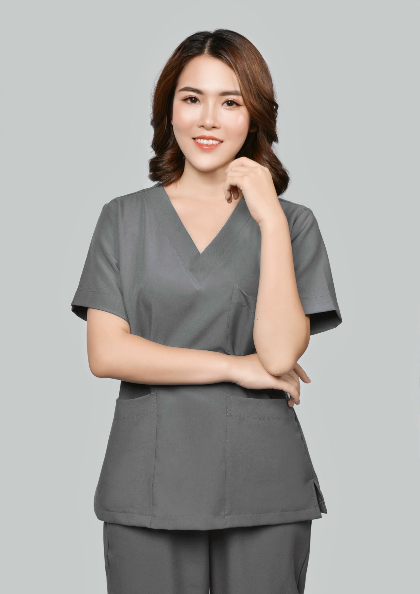 Bác sĩ Nguyễn Nhung- sáng lập cộng đồng Dr. ABI Dermatology - đồng hành cùng spa chuẩn y khoa
