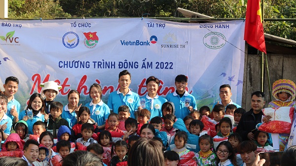 Một chương trình đặc biệt và đầy ý nghĩa cho người dân vùng cao trong mùa Tết giá lạnh 