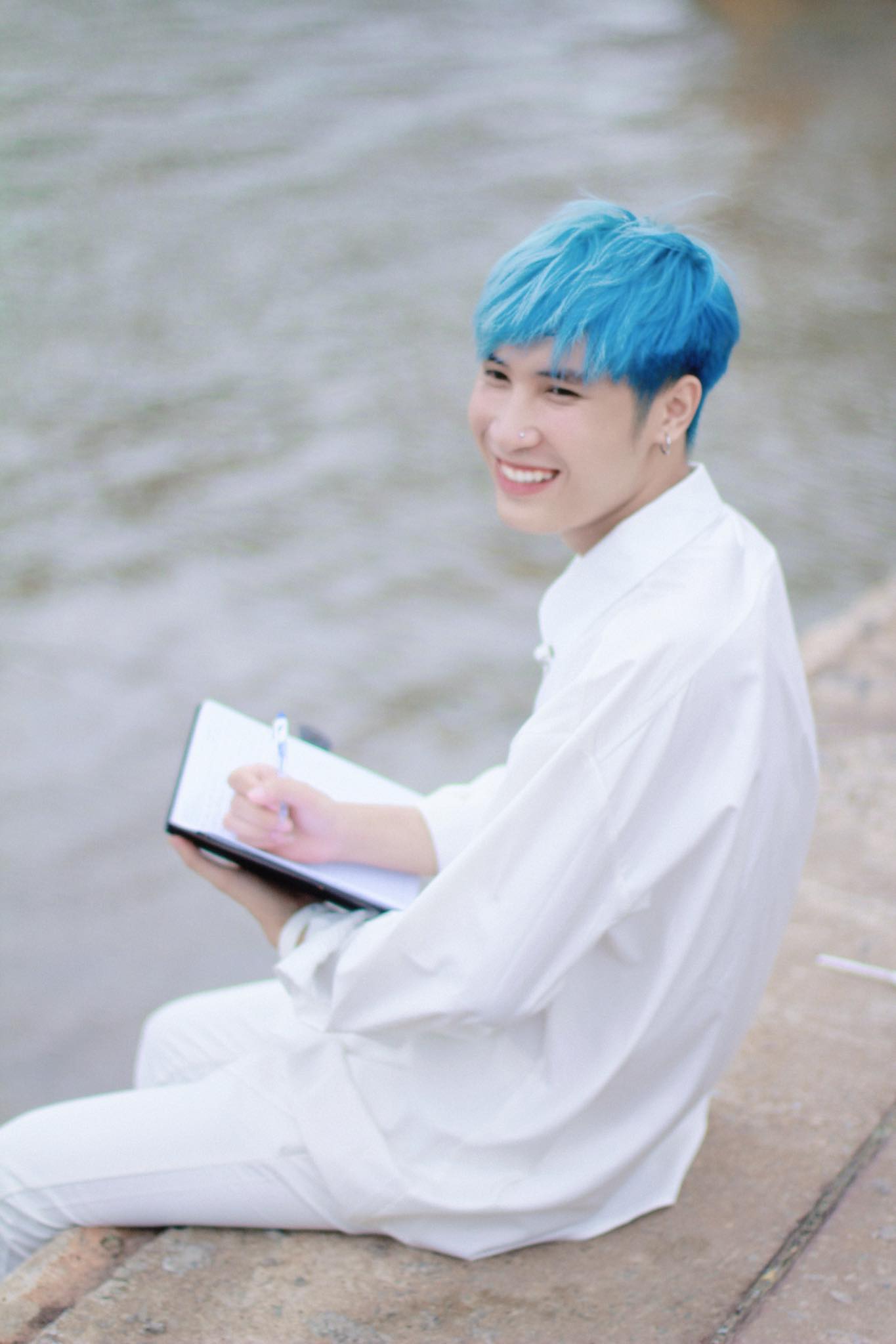 Nụ cười vạn người mê của hotboy Từ Đăng Huy