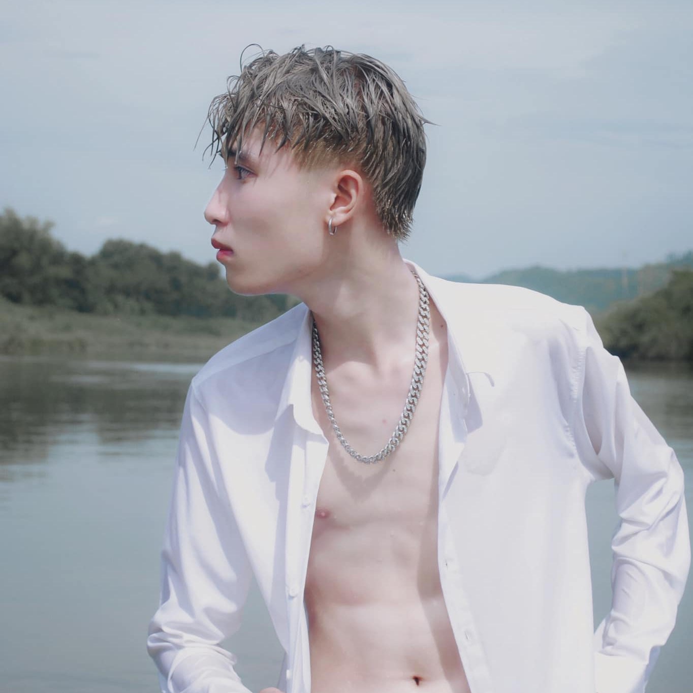 Thân hình quyến rũ vạn người mê của anh chàng lãng tử