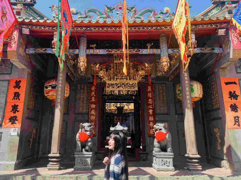 Hỷ Khí Dương Dương – Cảnh quang cũ và góc nhìn mới