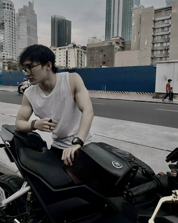 Quá trình làm mẫu ảnh của anh chàng