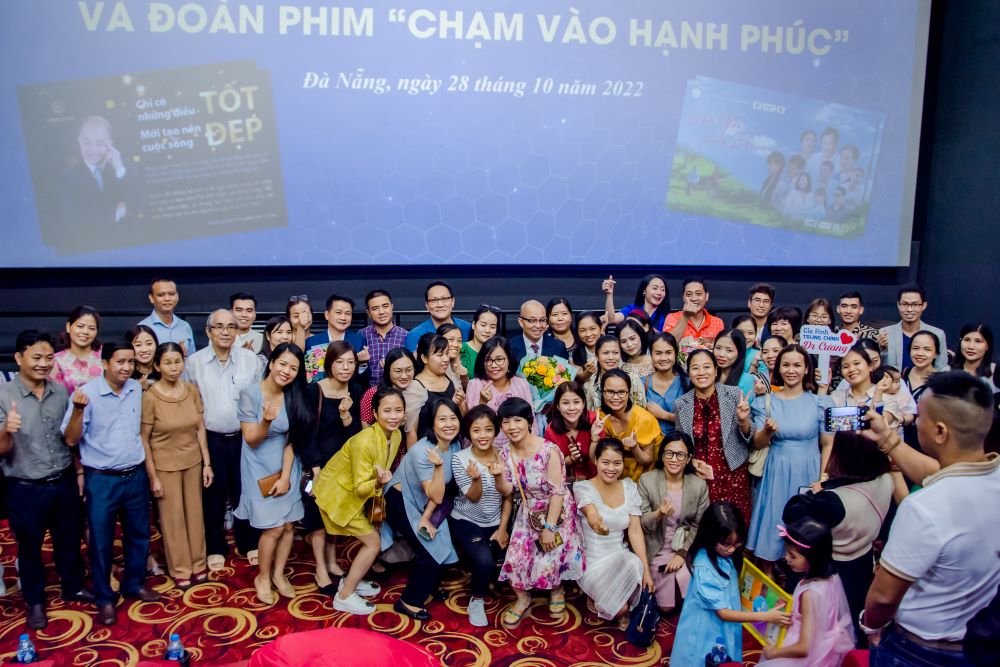 Với kịch bản tinh tế và sự đạo diễn tài ba của Mai Long, bộ phim đã gây được ấn tượng mạnh trong lòng khán giả