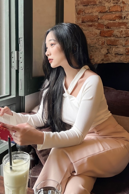 Đối với cô, gia đình đóng vai trò trung tâm của sự nghiệp