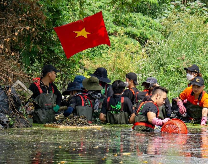 Tôn vinh hành động đẹp.