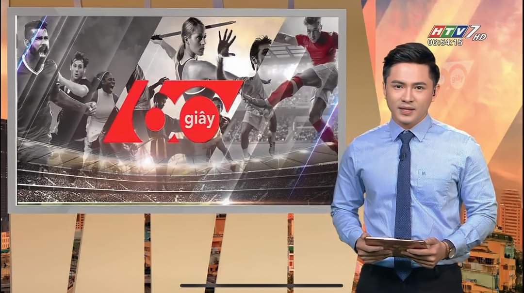 Nguyễn Hoàng Vĩnh trong chương trình “Bản tin phát sóng trực tiếp 60 giây” tại đài truyền hình HTV7