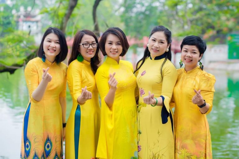 Cô Giang Du Học và sự quan trọng của hướng nghiệp đúng đắn trong xã hội hiện đại